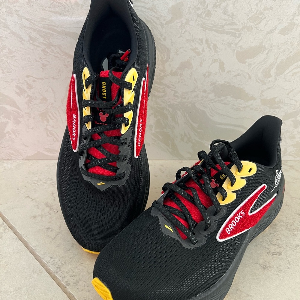 Brooks Ghost 17 2025 RunDisney Running Shoes New in Box